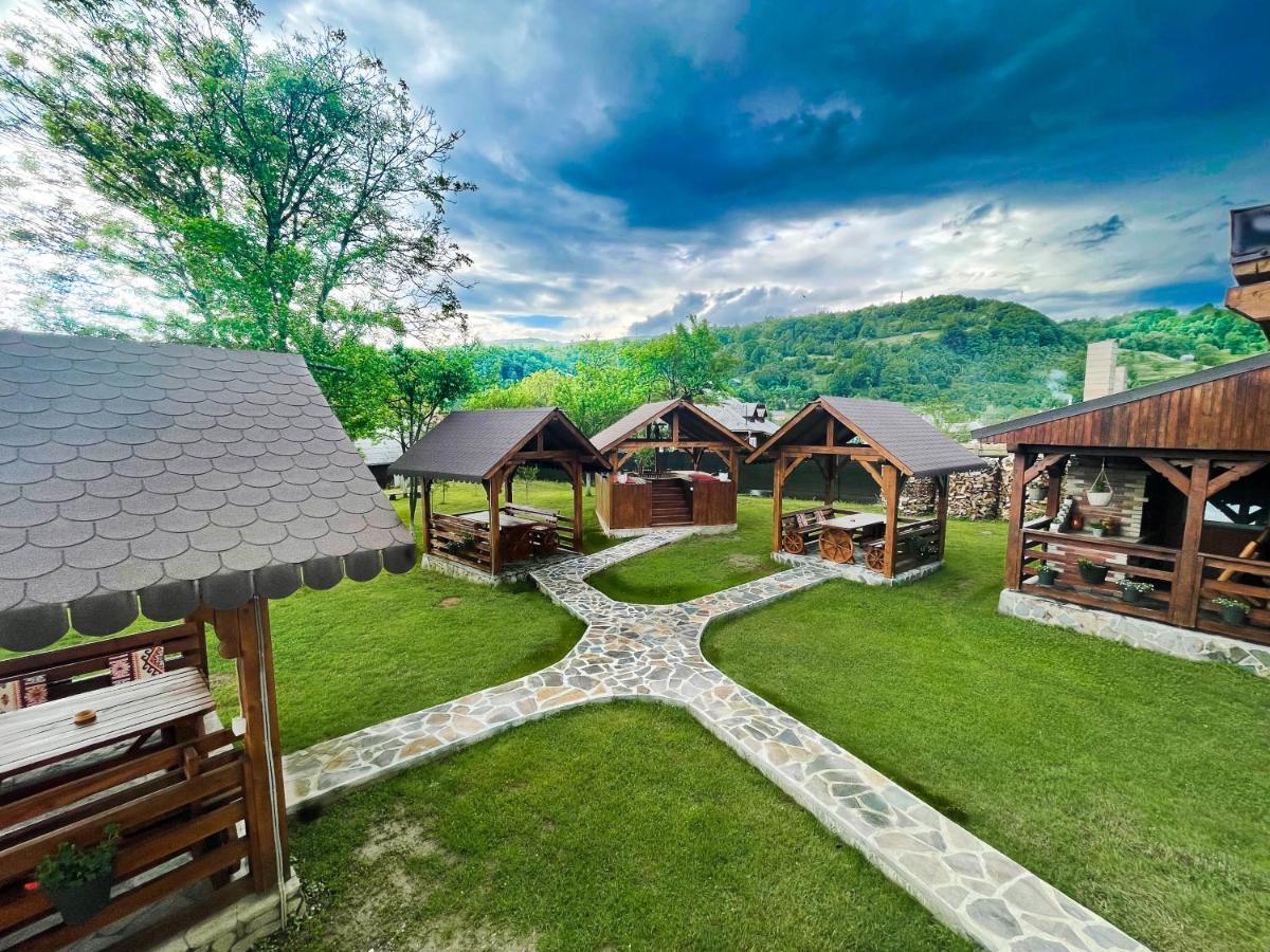 Hotel Casa La Bella Vista Moisei Esterno foto